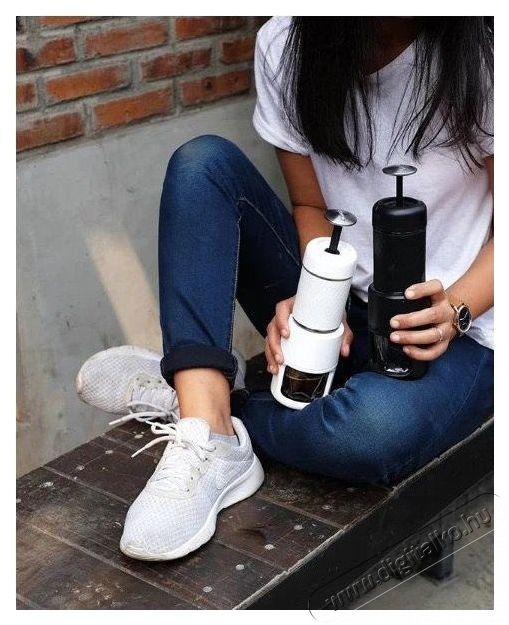 Staresso Classic, fekete Konyhai term&eacute;kek - K&aacute;v&eacute;főző / k&aacute;v&eacute;&ouml;rlő / kieg&eacute;sz&iacute;tő - Kapszul&aacute;s / podos k&aacute;v&eacute;főző - 512878