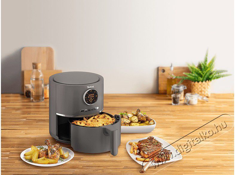 Tefal EY111B15 forr&oacute;levegős fritőz Konyhai term&eacute;kek - Konyhai kisg&eacute;p (s&uuml;t&eacute;s / főz&eacute;s / hűt&eacute;s / &eacute;telk&eacute;sz&iacute;t&eacute;s) - L&eacute;gkever&eacute;ses főzőg&eacute;p / elektromos kukta / multifunkci&oacute;s s&uuml;tő - 378035