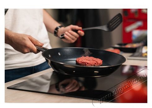 Tefal B9220604 Cook eat serpenyő 28cm Konyhai term&eacute;kek - Ed&eacute;ny - Serpenyő - 384084