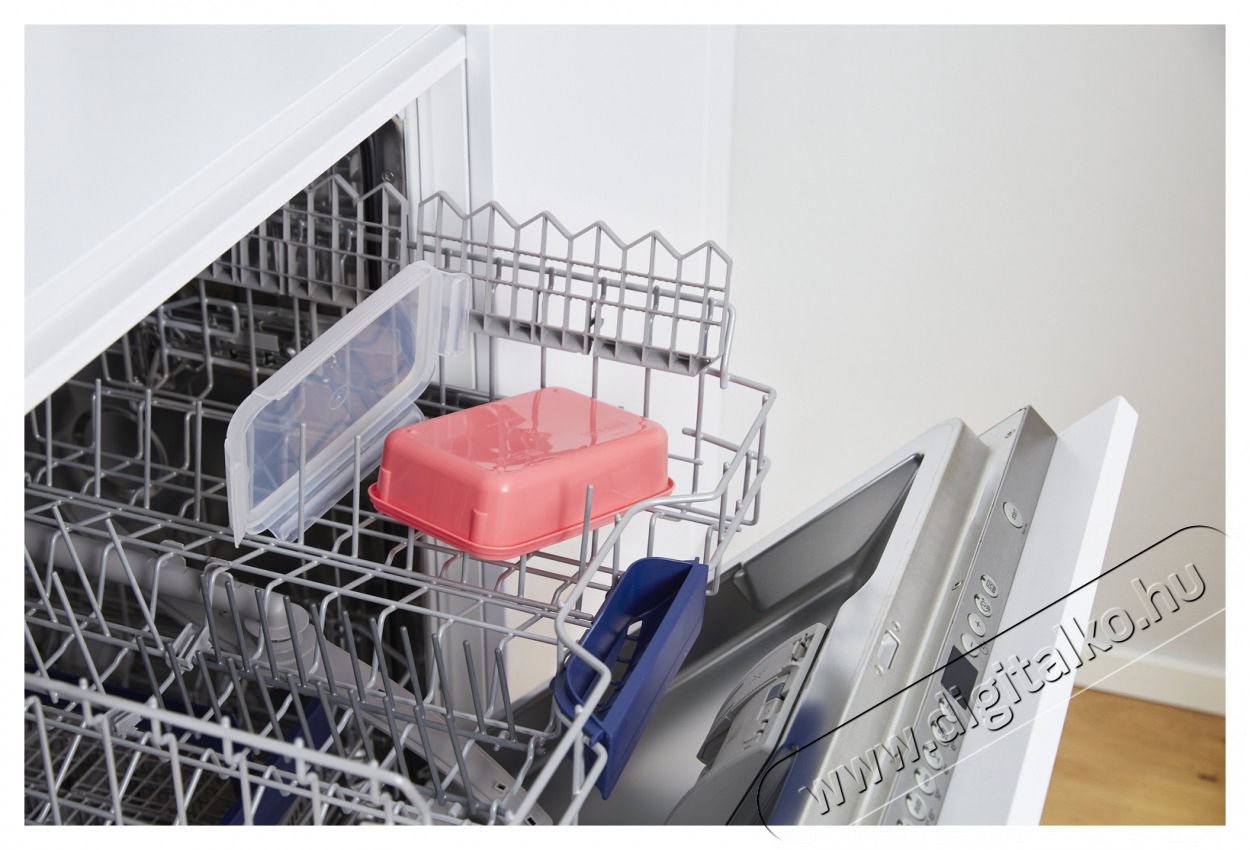 Tefal N1012910 N&eacute;gysz&ouml;gletű t&aacute;rol&oacute;ed&eacute;ny 2.2 L piros Konyhai term&eacute;kek - Konyhai eszk&ouml;z - Egy&eacute;b konyhai eszk&ouml;z - 465216