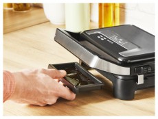 Tefal GC270D10 Inicio Compact sz&uuml;rke-fekete kontaktgrill Konyhai term&eacute;kek - Konyhai kisg&eacute;p (s&uuml;t&eacute;s / főz&eacute;s / hűt&eacute;s / &eacute;telk&eacute;sz&iacute;t&eacute;s) - Kontakt grill s&uuml;tő / s&uuml;tőlap - 501363