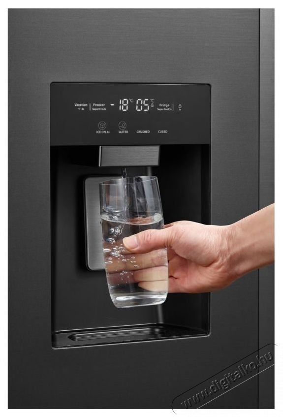 Toshiba GR-RS755WI-PMJ(05) Side by side hűtőszekr&eacute;ny, 568 l, No Frost, E energiaoszt&aacute;ly, j&eacute;gk&eacute;sz&iacute;tő 3 az 1-ben, Wifi, Inox/Fekete Konyhai term&eacute;kek - Hűtő, fagyaszt&oacute; (szabadon&aacute;ll&oacute;) - Amerikai t&iacute;pus&uacute; Side By Side hűtő - 535811