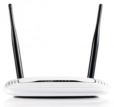 TP-LINK TL-WR841N router Iroda &eacute;s sz&aacute;m&iacute;t&aacute;stechnika - H&aacute;l&oacute;zat - Router - 301806