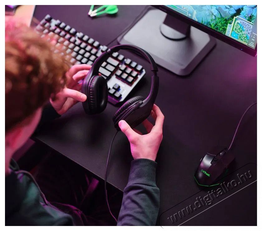 Trust GXT415 ZIROX HEADSET fekete Audio-Video / Hifi / Multim&eacute;dia - F&uuml;l &eacute;s Fejhallgat&oacute;k - Fejhallgat&oacute; mikrofonnal / headset - 503436