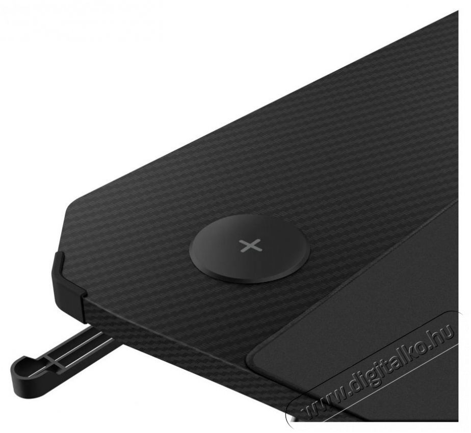 Trust GXT710 Luminus Pro RGB Iroda &eacute;s sz&aacute;m&iacute;t&aacute;stechnika - Egy&eacute;b sz&aacute;m&iacute;t&aacute;stechnikai term&eacute;k - 530764