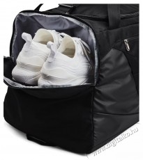 Under Armour Undeniable, sportt&aacute;ska 5 l, uniszex, fekete Fot&oacute;-Vide&oacute; kieg&eacute;sz&iacute;tők - Fot&oacute;-vide&oacute; t&aacute;ska / tok - K&eacute;zi &eacute;s v&aacute;llt&aacute;ska - 533982