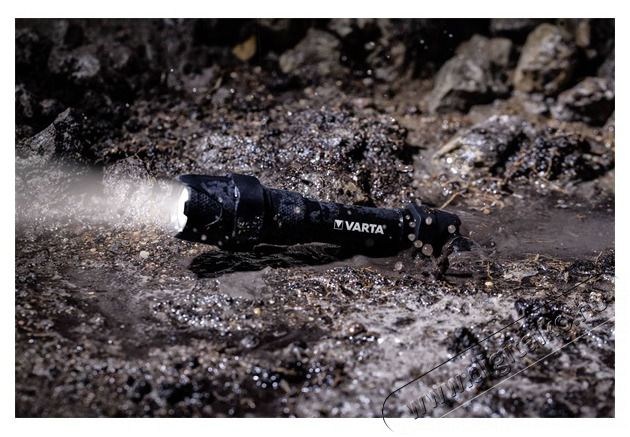 Varta 18711101421 Indestructible F20 Pro/350 lumen/eleml&aacute;mpa H&aacute;ztart&aacute;s / Otthon / K&uuml;lt&eacute;r - Vil&aacute;g&iacute;t&aacute;s / elektromoss&aacute;g - Zsebl&aacute;mpa / eleml&aacute;mpa - 409943