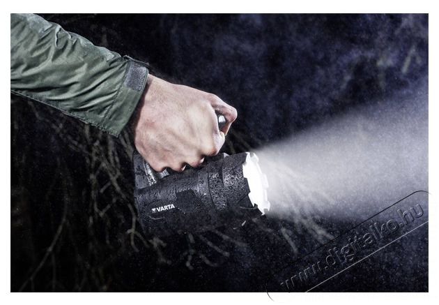 Varta 18751101421 Indestructible BL20 Pro nagy teljes&iacute;tm&eacute;nyű elem l&aacute;mpa H&aacute;ztart&aacute;s / Otthon / K&uuml;lt&eacute;r - Vil&aacute;g&iacute;t&aacute;s / elektromoss&aacute;g - Zsebl&aacute;mpa / eleml&aacute;mpa - 434582