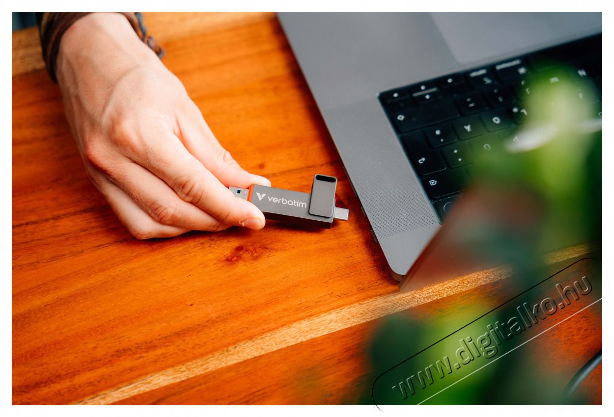 VERBATIM 32043 1TB USB 3.2 Gen 1 A/USB-C Dual QuickStick Flash Drive Mem&oacute;ria k&aacute;rtya / Pendrive - Pendrive - 514265