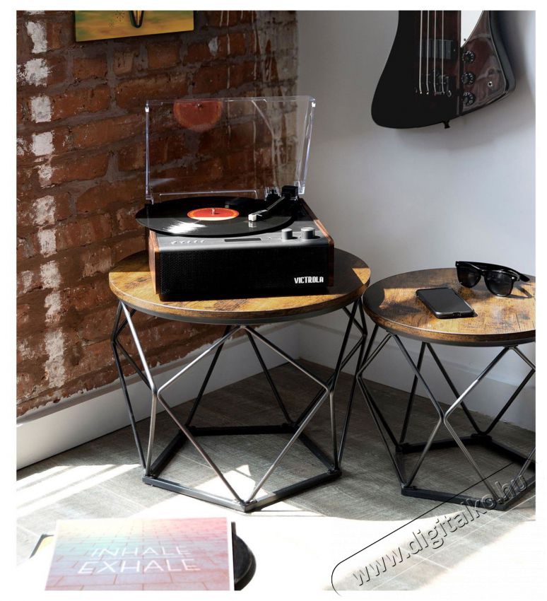 Victrola VTA-73 Eastwood Signature - barna Audio-Video / Hifi / Multim&eacute;dia - Bakelit lemezj&aacute;tsz&oacute; - Bakelit lemezj&aacute;tsz&oacute; - 526596
