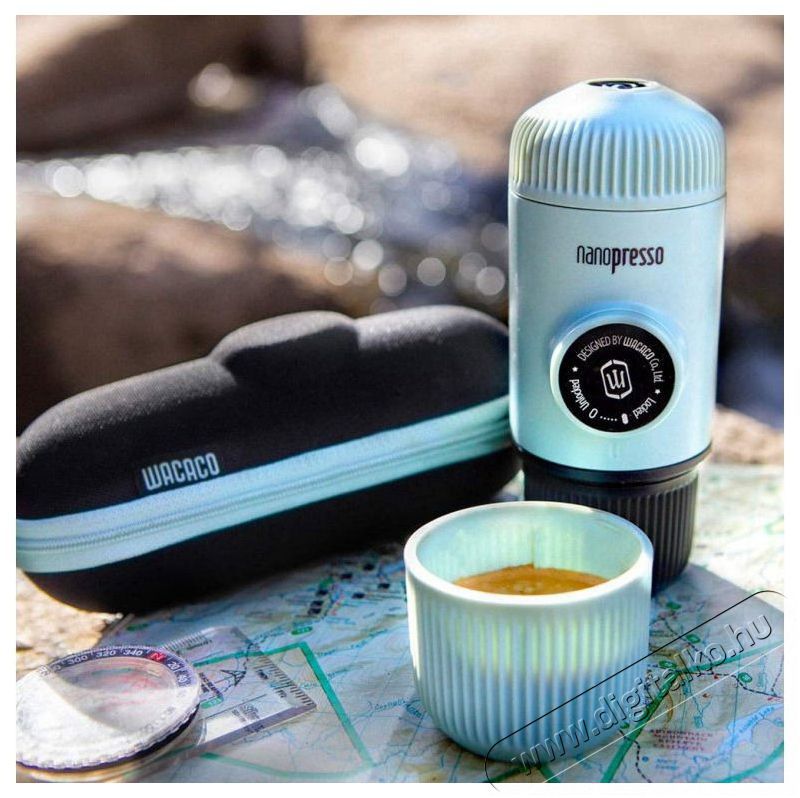 WACACO Nanopresso Arctic Blue tokkal Konyhai term&eacute;kek - K&aacute;v&eacute;főző / k&aacute;v&eacute;&ouml;rlő / kieg&eacute;sz&iacute;tő - Pressz&oacute; k&aacute;v&eacute;főző - 512900