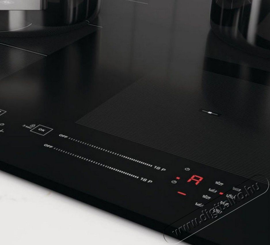 Whirlpool WF S4160 BF be&eacute;p&iacute;thető indukci&oacute;s főzőlap Konyhai term&eacute;kek - S&uuml;tő-főzőlap, tűzhely (be&eacute;p&iacute;thető) - Indukci&oacute;s főzőlap (be&eacute;p&iacute;thető) - 362532