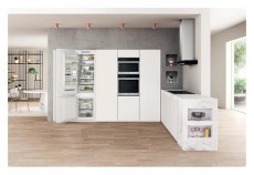Whirlpool WHC20 T593 HŰTŐ BE&Eacute;P&Iacute;THETŐ ALULFAGYASZT&Oacute;S Konyhai term&eacute;kek - Hűtő, fagyaszt&oacute; (be&eacute;p&iacute;thető) - Alulfagyaszt&oacute;s kombin&aacute;lt hűtő - 499527