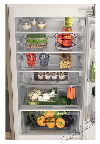 Whirlpool WHC18D011A2 HŰTŐ ALULFAGYASZT&Oacute;S BE&Eacute;P&Iacute;THETŐ Konyhai term&eacute;kek - Hűtő, fagyaszt&oacute; (be&eacute;p&iacute;thető) - Alulfagyaszt&oacute;s kombin&aacute;lt hűtő - 505370