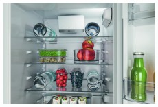 Whirlpool WHC18D021C2 SF HŰTŐ ALULFAGYASZT&Oacute;S BE&Eacute;P&Iacute;THETŐ Konyhai term&eacute;kek - Hűtő, fagyaszt&oacute; (be&eacute;p&iacute;thető) - Alulfagyaszt&oacute;s kombin&aacute;lt hűtő - 505366