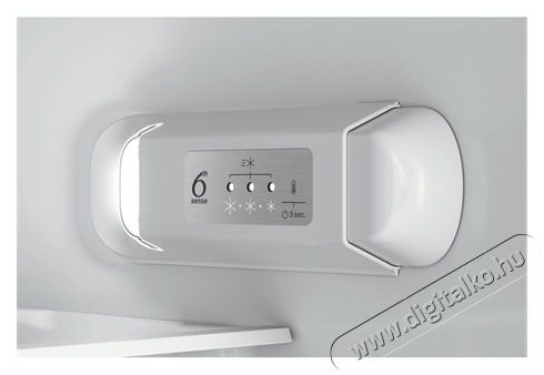 Whirlpool WHSD18A011B2 HŰTŐ EGYAJT&Oacute;S BE&Eacute;P&Iacute;THETŐ Konyhai term&eacute;kek - Hűtő, fagyaszt&oacute; (be&eacute;p&iacute;thető) - Egyajt&oacute;s hűtő - 505442
