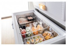 Whirlpool WHE31352 fagyaszt&oacute;l&aacute;da Konyhai term&eacute;kek - Hűtő, fagyaszt&oacute; (szabadon&aacute;ll&oacute;) - Fagyaszt&oacute;l&aacute;da - 506944